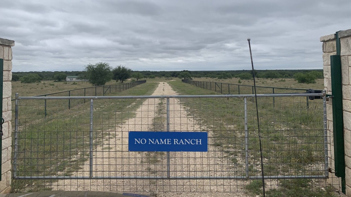 Fort Mc Kavett House | The Greentop on No Name Ranch