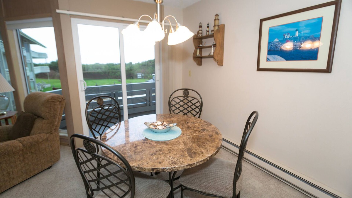 Ocean Shores Apartment | The Grey Gull