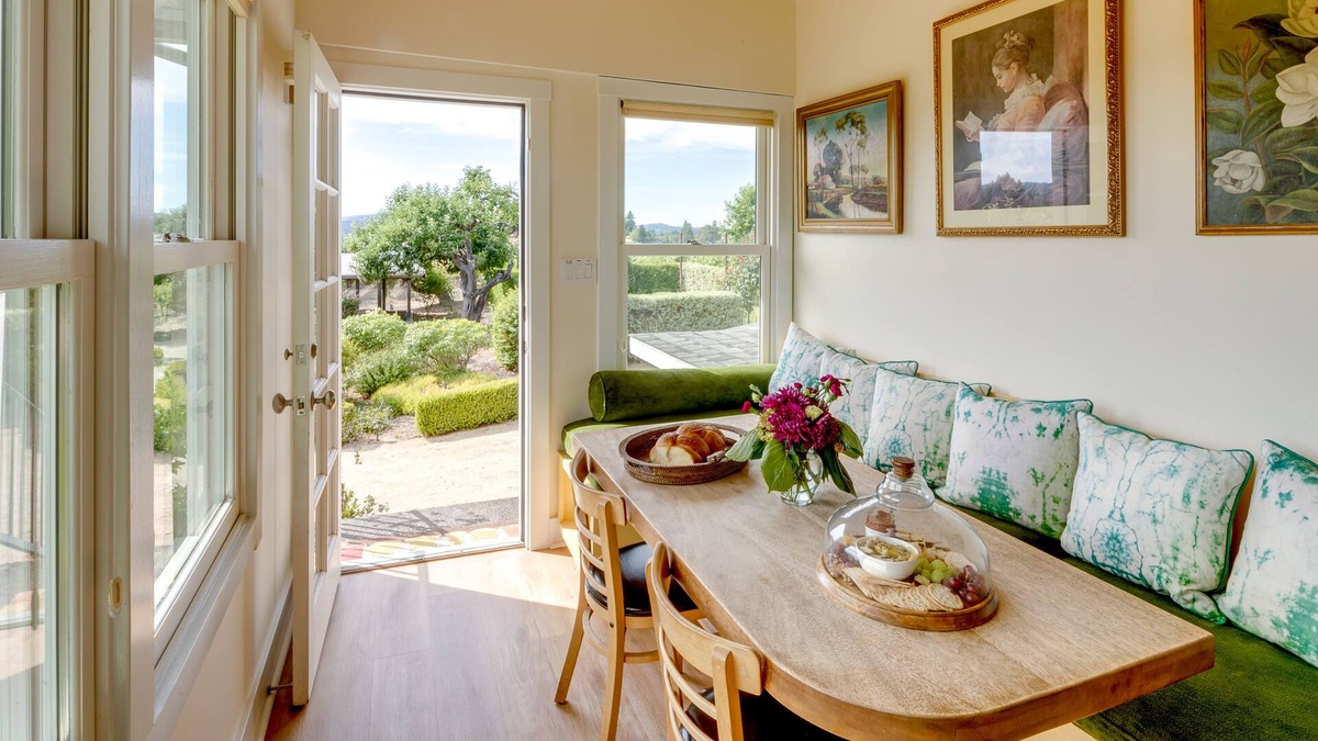 Graton House | The Guest House at The Dalya Estate