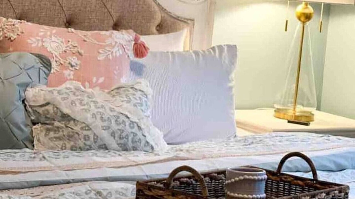 Millersburg House | The Guesthouse Newly Renovated Historic Property just steps from the Downtown