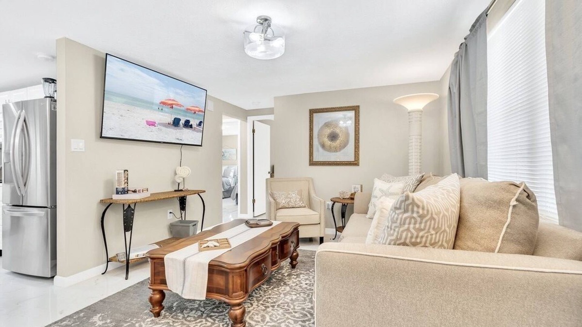 New Port Richey East House | The Gulf Coast Getaway w/ Pool in New Port Richey!