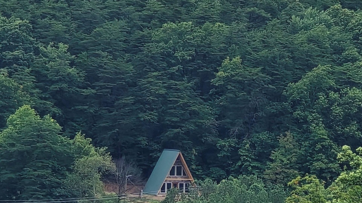 Spencer House | The H/skell near Fall Creek Falls