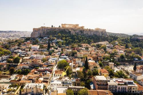 Plaka House | The Hadrian Wall - A Historic Acropolis Villa