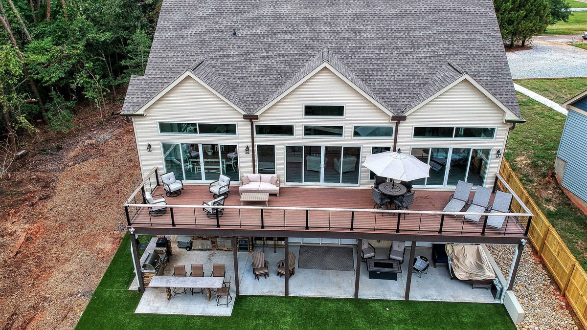 Anderson House | The Hartwell Landing -Lake Hartwell, SC Waterfront Luxury Home Sleeps up to 29