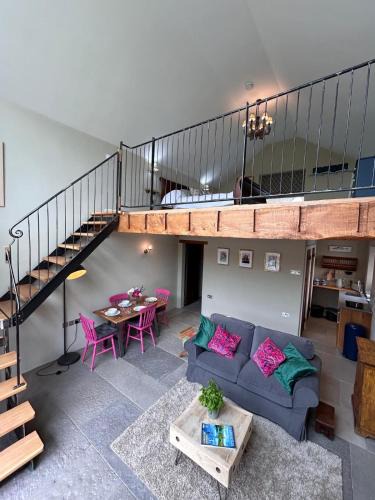 Muchelney House | The Hayloft at Stathe Farm