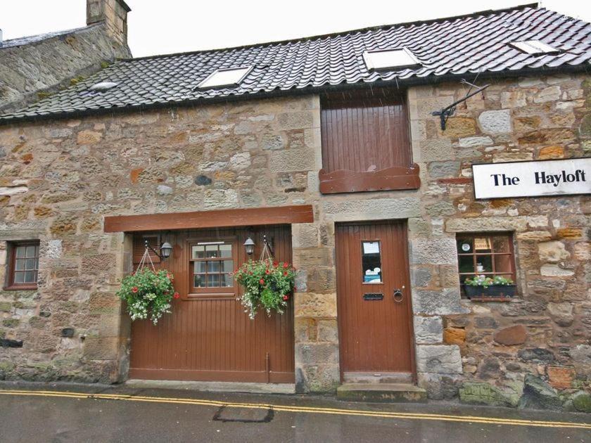 Falkland Apartment | The Hayloft