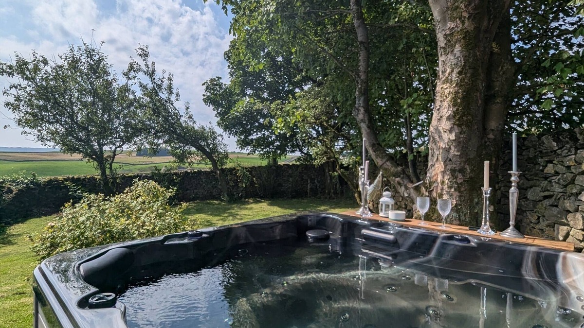 Clitheroe Cottage | The Hayloft - Laythams Holiday Lets Retreat