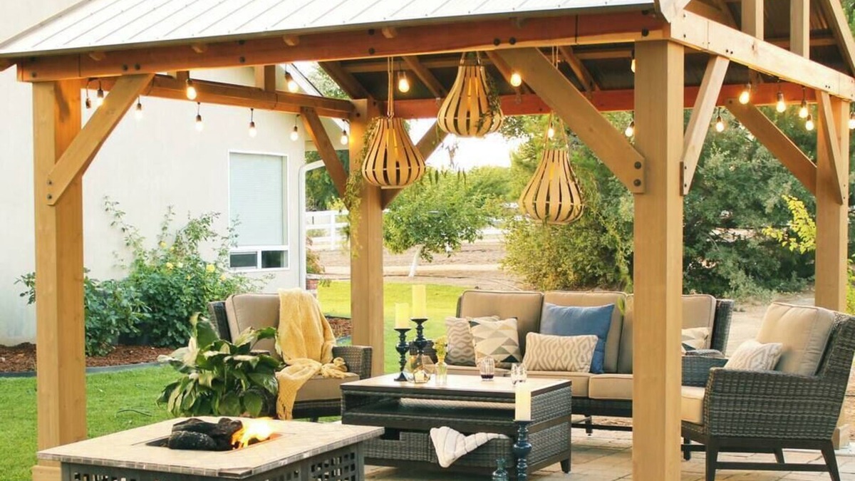Paso Robles House | The Haymakers Inn - Large Outdoor Space