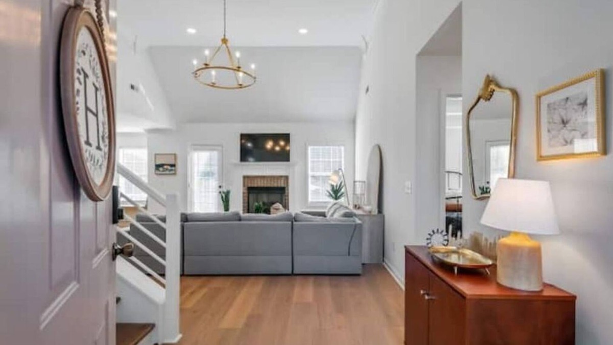 Spring Hill House | The Heron House - A Spring Hill