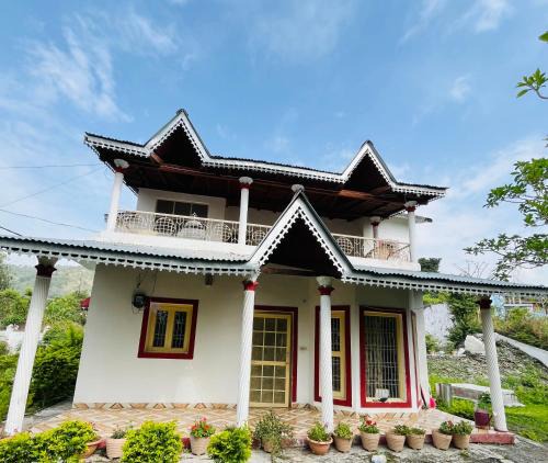 Bhimtal House | The Hidden Cove
