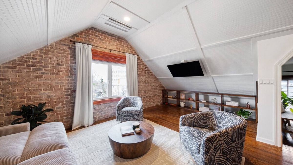 Macon Apartment | The Hidden Hideaway on College