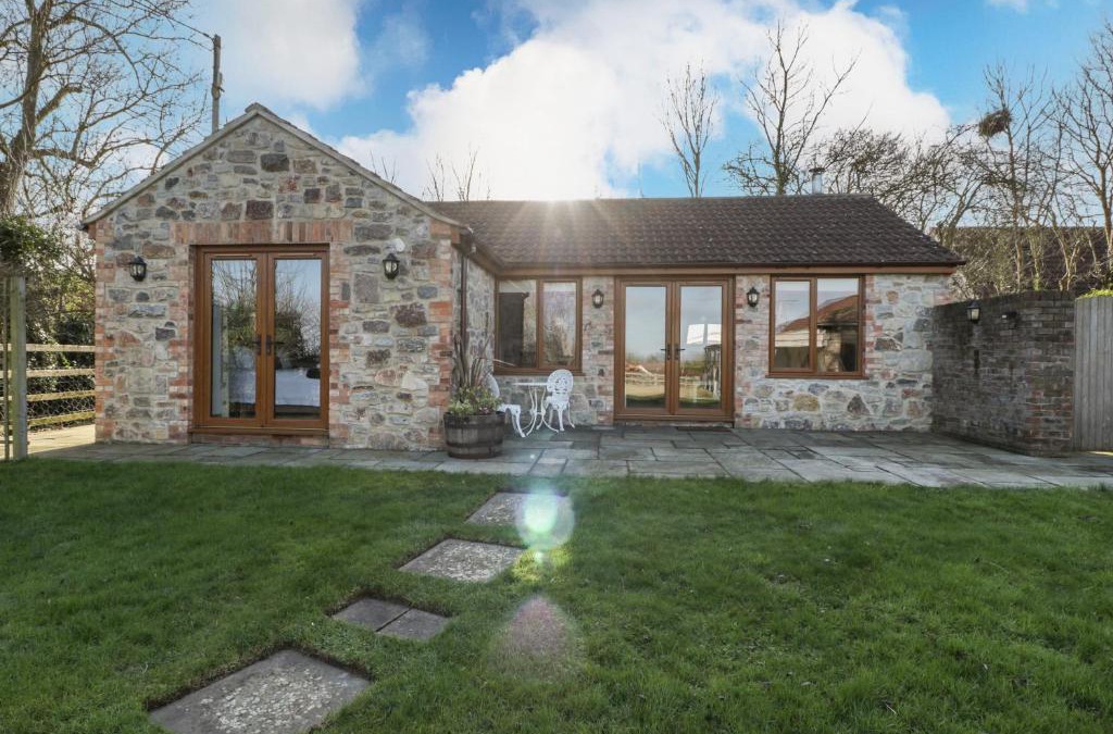 Catcott House | The Hide