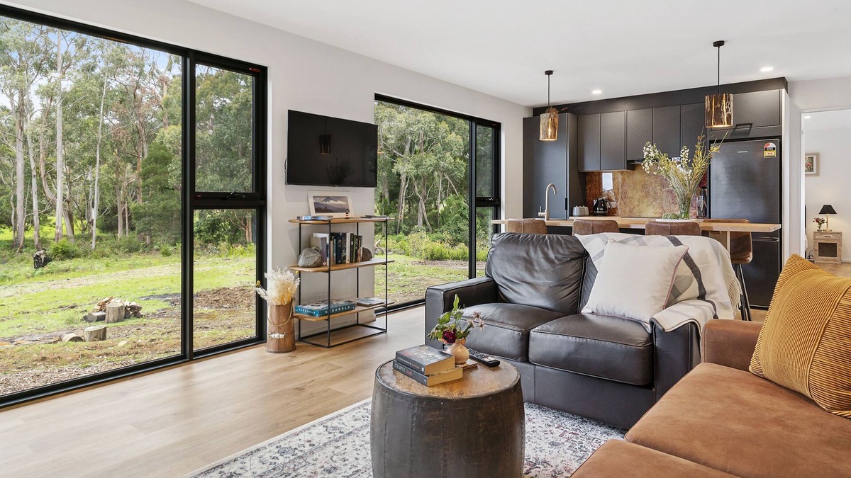 Lunawanna House | The Hide On Cloudy