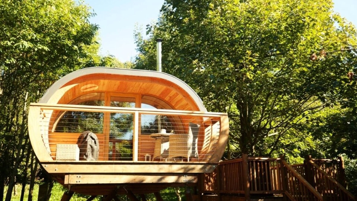Putsborough House | The Hideaway - a unique luxury Treehouse close to Putsborough Beach