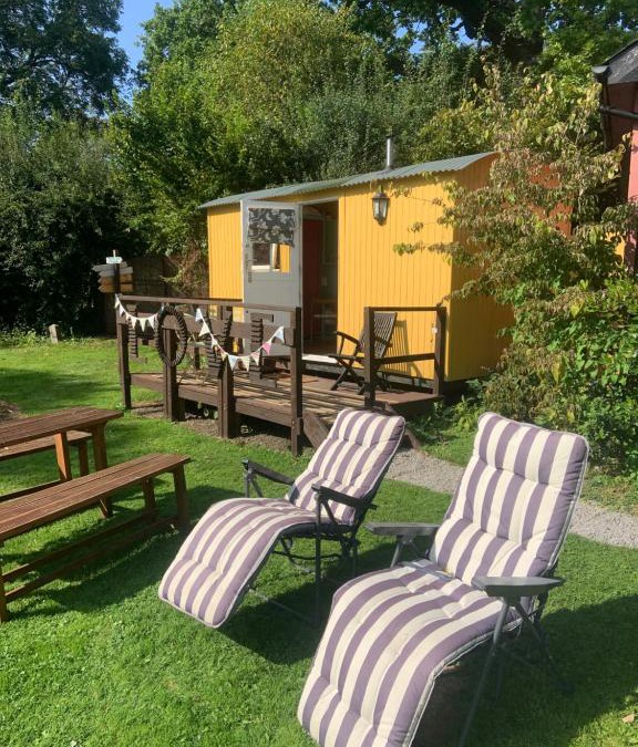 Cowbridge Ski Chalet | The Hideaway at Duffryn Mawr Self Catering Cottages