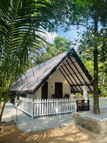 Sigiriya Ski Chalet | The Hideaway Sigiriya