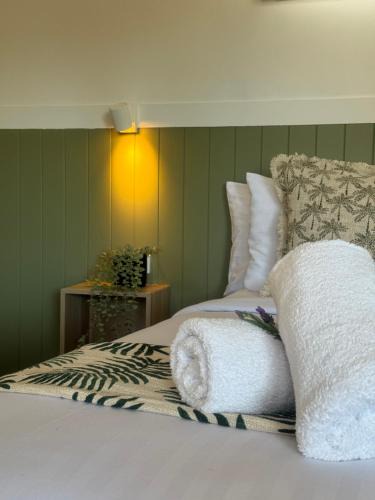 Maryborough Hotel | The Highlander Motel - 24HR Check In