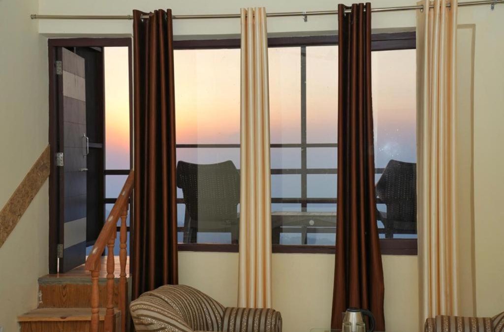 Almora Hotel | The Hill Paradise