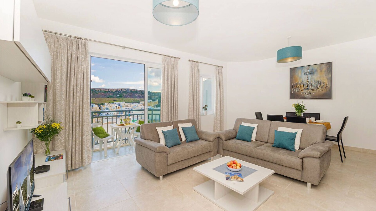 Marsalforn Apartment | The Hillock Penthouse South D7