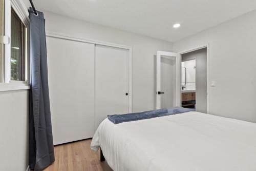 Portland House | The Hills of Dover