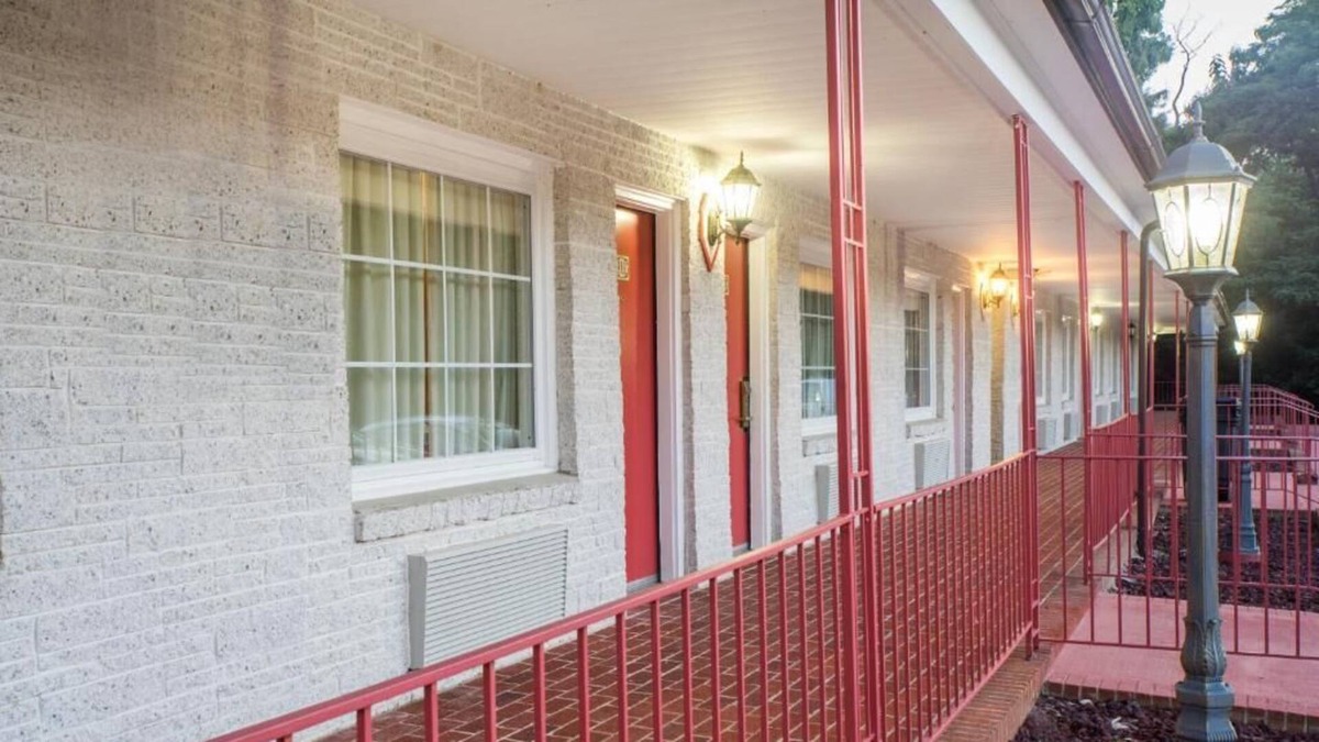 Knoxville Hotel | THE HILLSIDE HOTEL