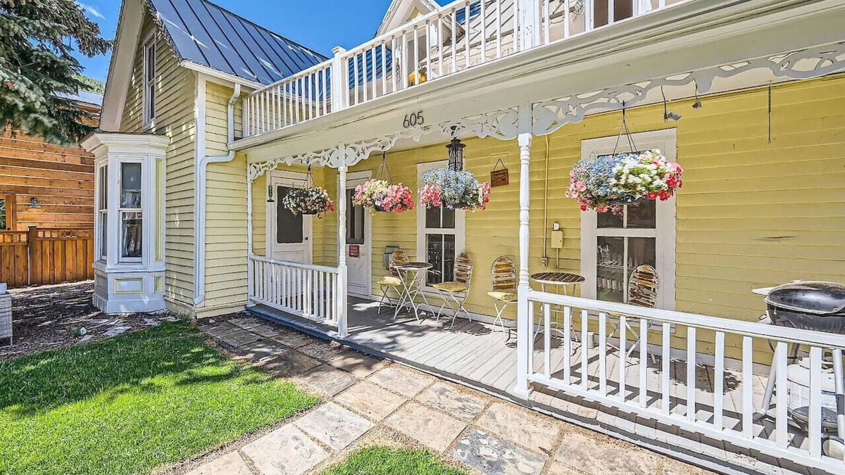 Historic District House | The Historic: A Victorian Dream!