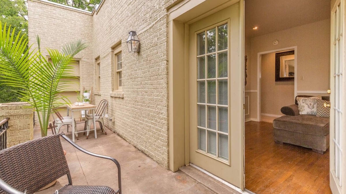 Sayles Blvd. Area House | The Historical- Stunning jewel in the middle of the city!
