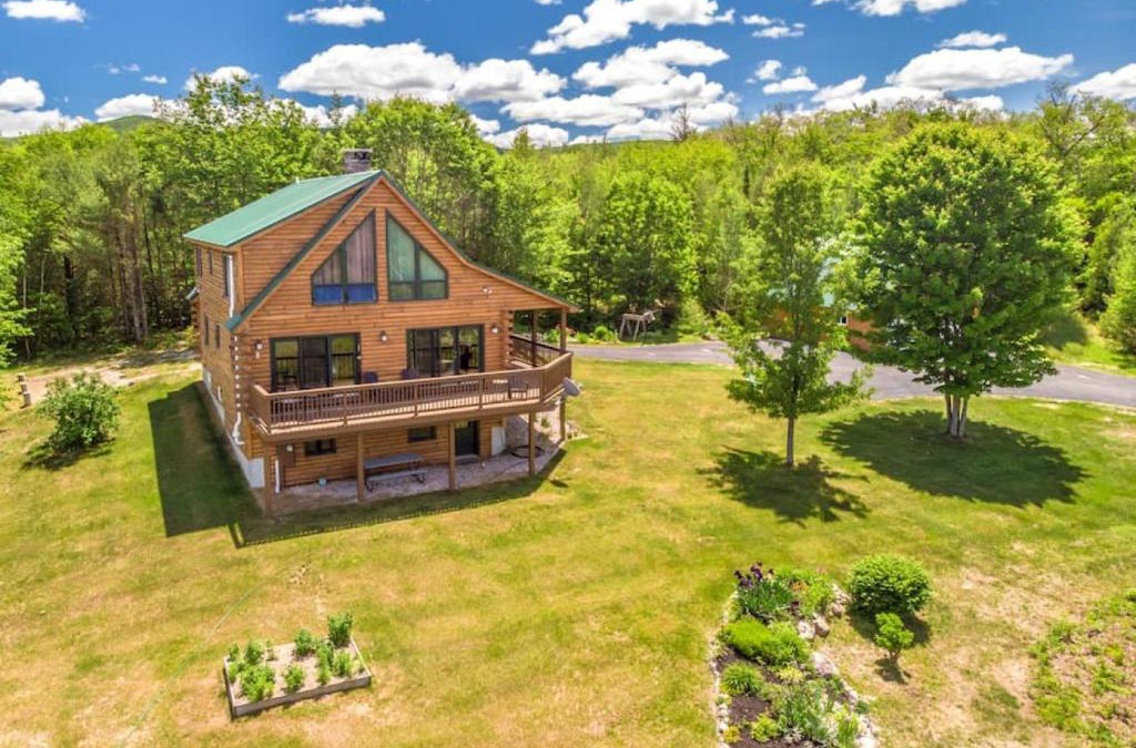 Brownfield House | The Hive at Blue Spruce Lodge White Mnts View
