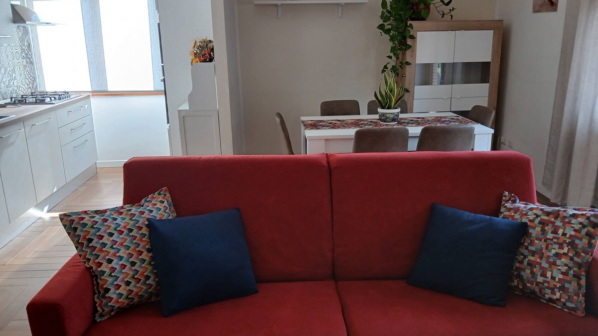 San Giovanni Apartment | The home of Antonella and Joseph. Quiet and bright apartment