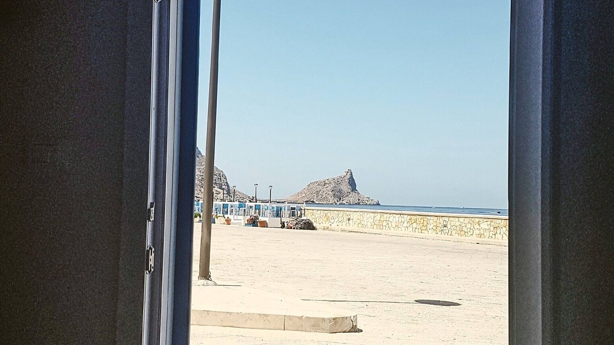 Marettimo House | The house a stone's throw from the sea