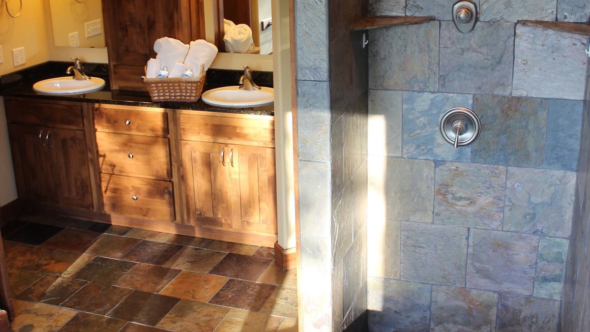 Canyon Ferry House | The house has been sold and this business is closed