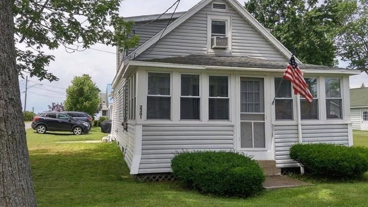 Sylvan Beach House | The House near Sylvan Beach