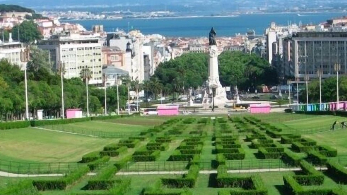 Lisbon Old Town Apartment | The House of Leonor - Apartment For Holidays with Garage in the center of Lisbon