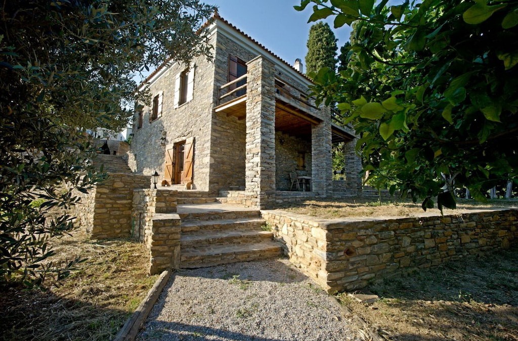 Stira Villa | The House of Prince- A 5* Experience -Make yourself at home,at a luxurious home!