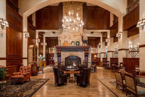 The Villages Hotel | The Houstonian Hotel, Club & Spa