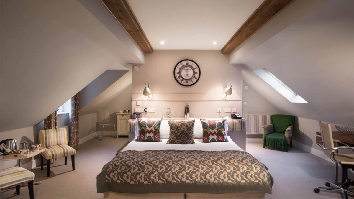 Ilmington Hotel | The Howard Arms