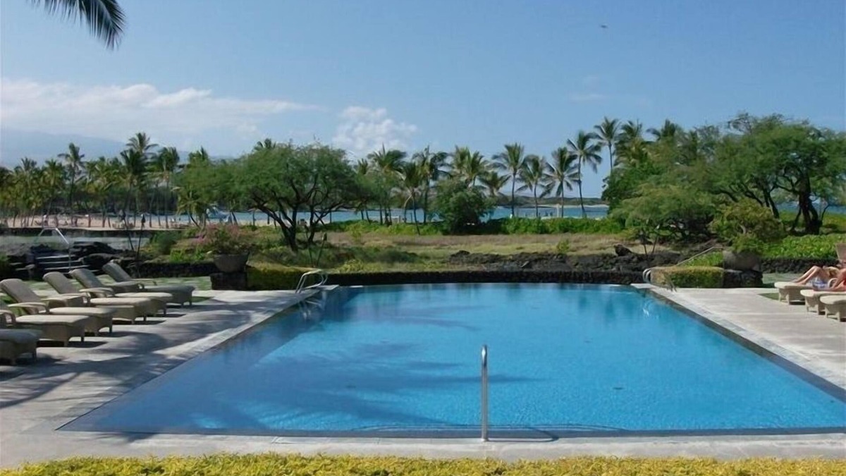 Waikoloa Condo | The Hula Moon Villa: Luxury Ocean View Penthouse - Best Value in Kolea!