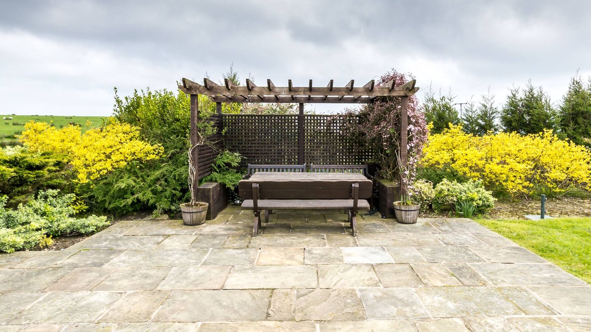 Holmfirth Hotel | The Huntsman Inn