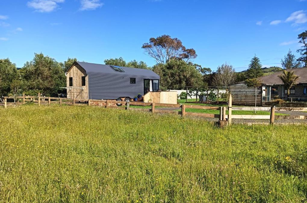 Whitianga House | The Hut 56