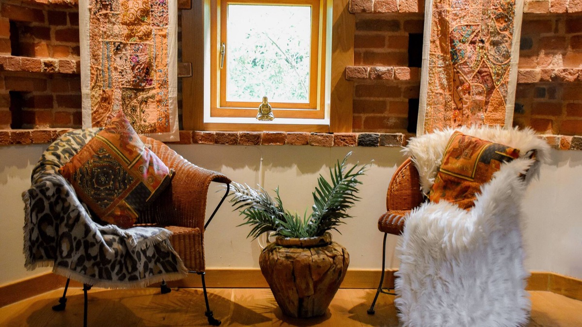 Kinver Cottage | The Hyde Dovecote Kinver, pet friendly holiday let