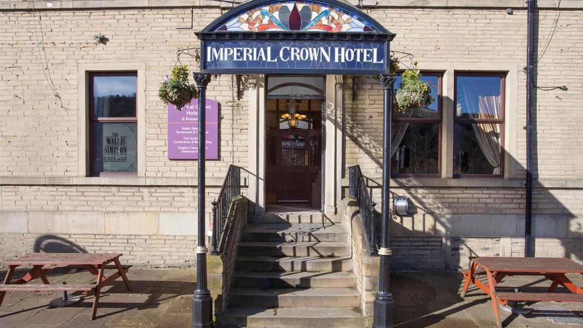 Halifax Hotel | The Imperial Crown Hotel