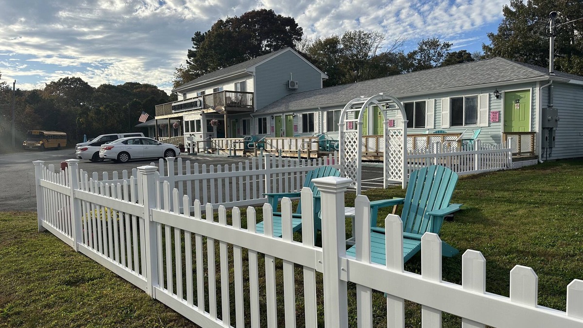 Buzzards Bay Hotel | The Inn at Buzzards Bay