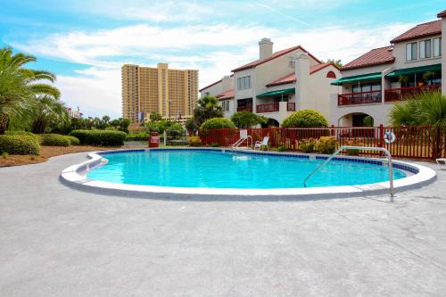 Gulf Lagoon Beach Hotel | The Inn at St Thomas Square 1210C