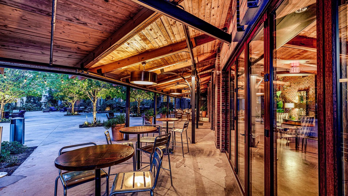 Lake City Hotel | The Inn at the Crossroads