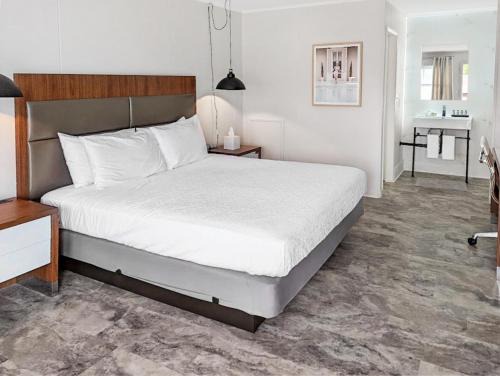 Chincoteague Hotel | The Inn On Main