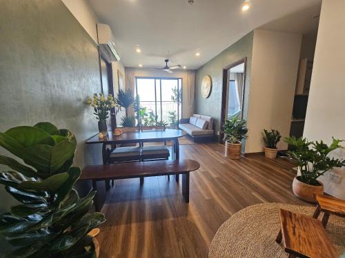 Gia Lam Apartment | The Inner Home, Vinhomes Ocean Park Hà Nội