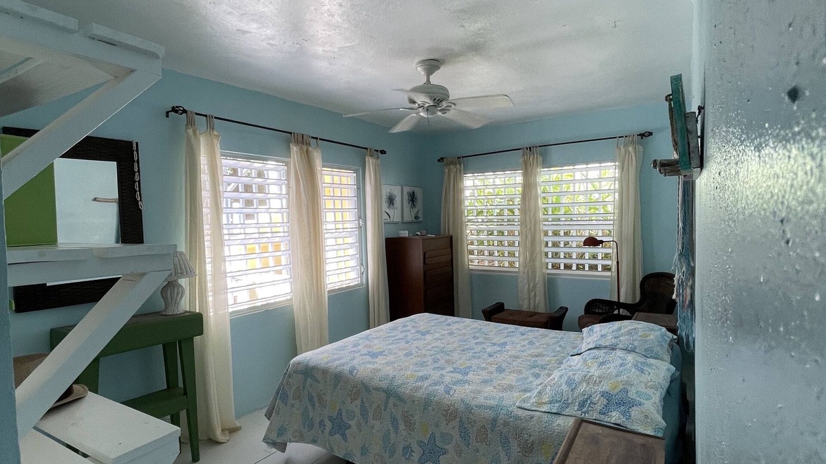 Florida House | The island life! Enjoy the pool on your way to or from the beautiful beaches