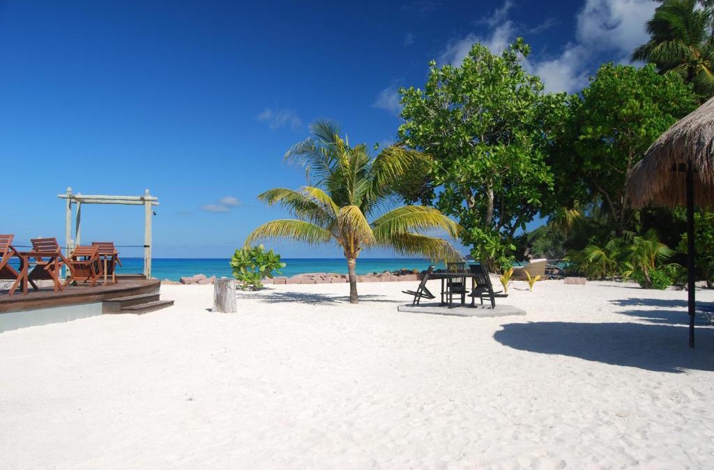 Anse Kerlan Hotel | The Islander Hotel