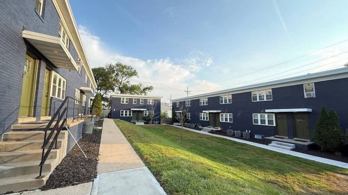 Joslyn Castle Apartment | The Juniper- 5 min to UNMC, Blackstone, Midtown
