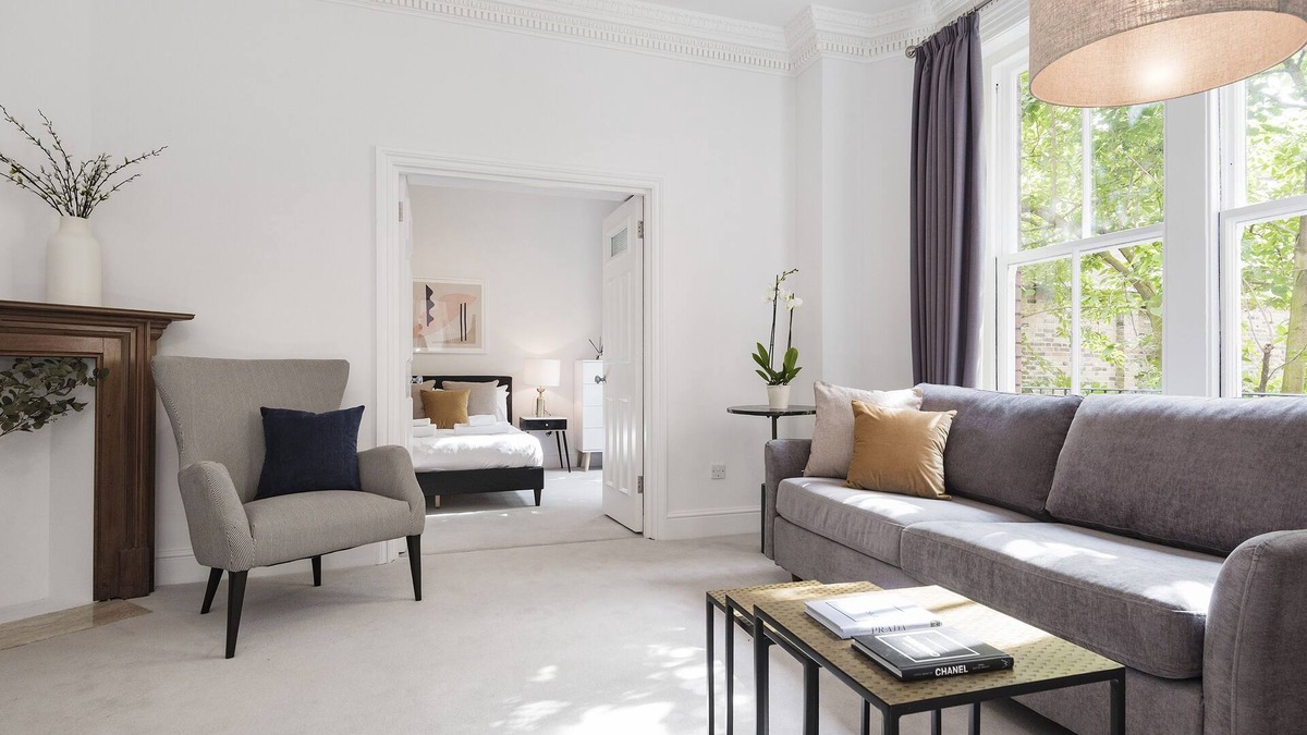 Belgravia Apartment | The King's Road Suite next to Sloane Square